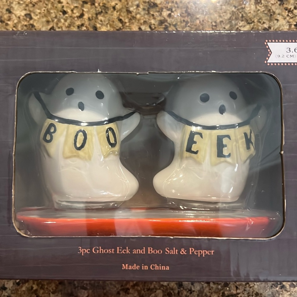 Halloween Ghost Eek and Boo salt And Pepper Shakers